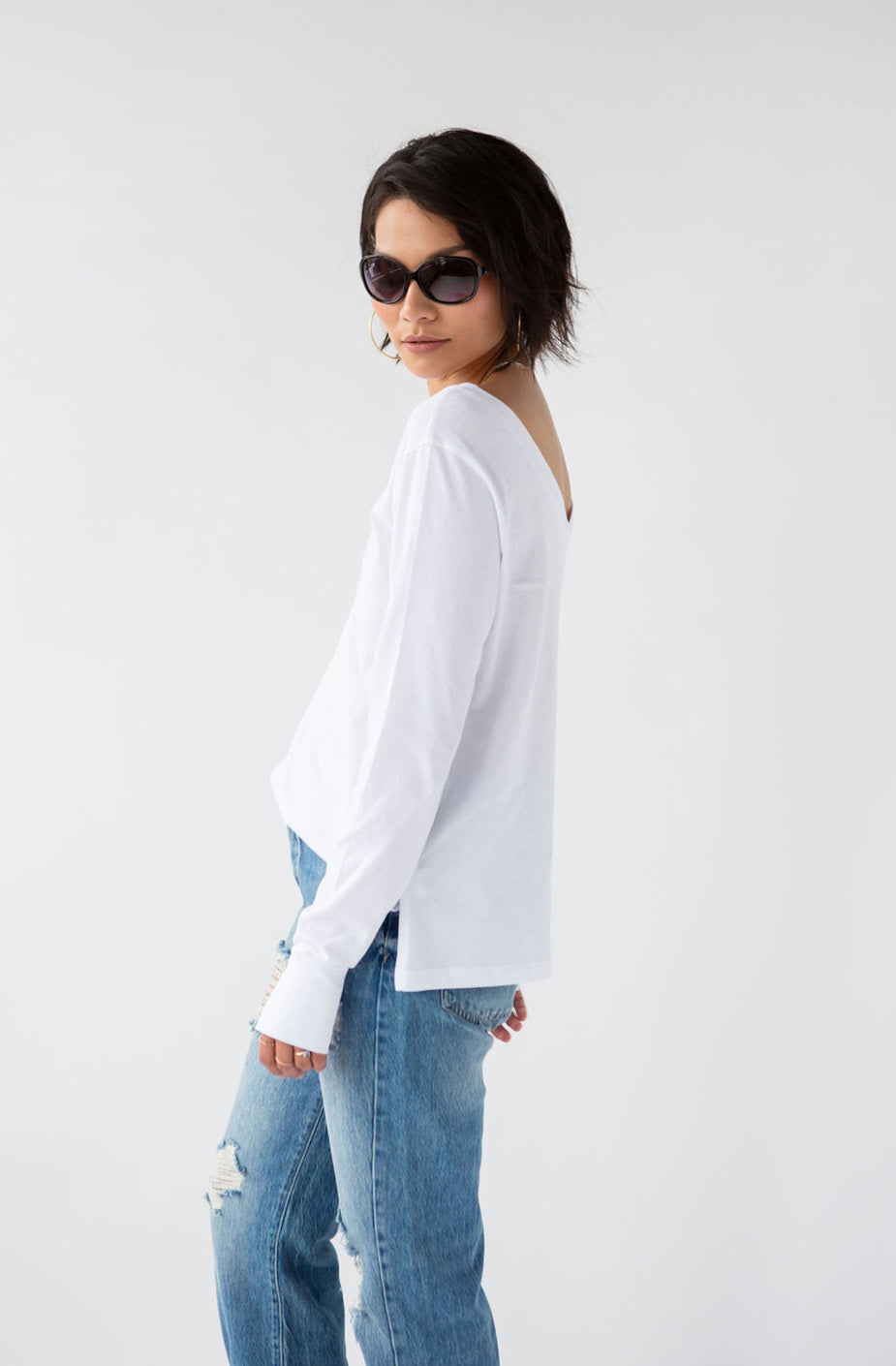 Lana Sweatshirt Tunic - Edgy and Effortless Women's Sustainable Sweatshirts  – LOVETRUST